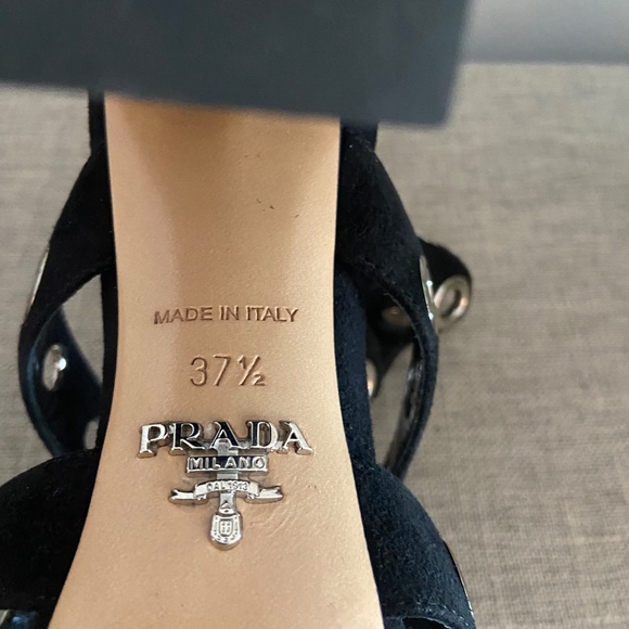 Prada grommet sandal - Picture 3 of 4